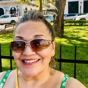 Meet your Posher, Jo
